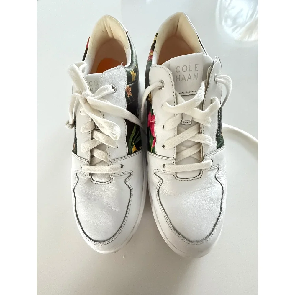 Cole Haan Grand Crosscourt White Leather Tropical Floral Sneakers Size 8B